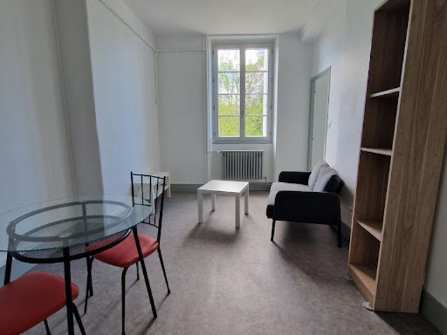 Location Appartement 2 pièces 27 m2 Nevers