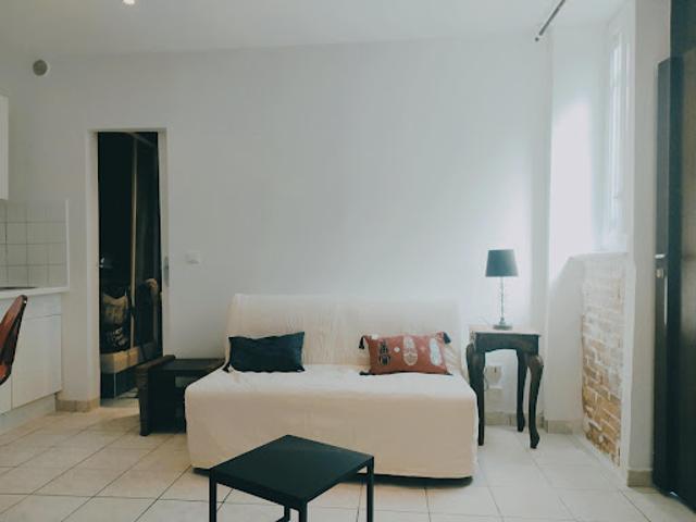 Location Appartement 2 pièces 27 m2 Paris 9ème