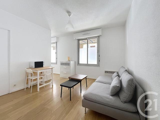 Location Appartement 2 pièces 27m² CLERMONT FERRAND 63000