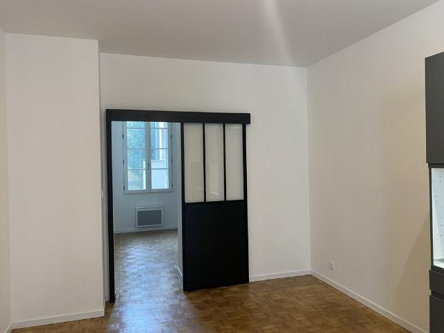 Location Appartement 2 pièces 27m² BORDEAUX 33000
