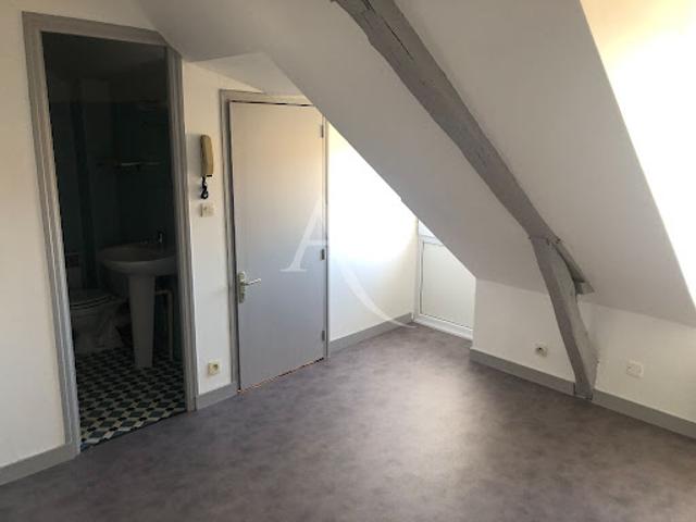 Location Appartement 2 pièces 24.67 m2 Tiercé