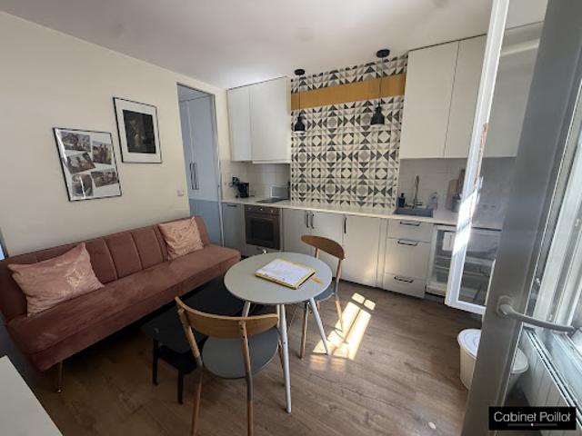 Location Appartement 2 pièces 24.3 m2 Paris 19ème