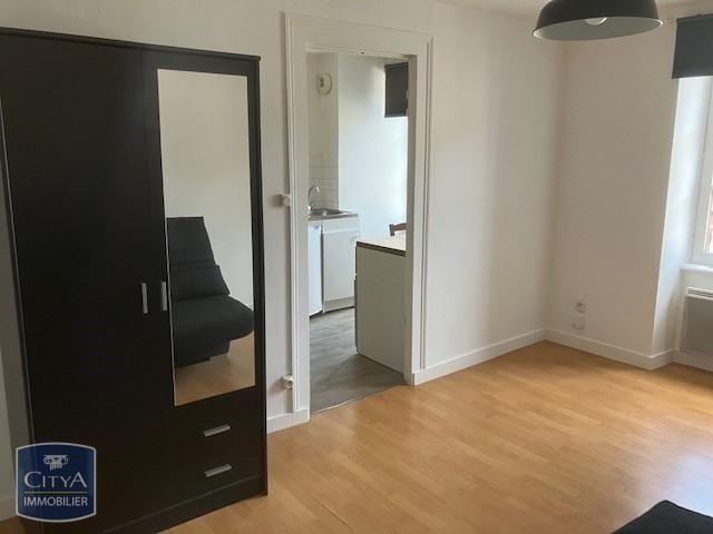 Location Appartement 2 pièces 24m² LAVAL 53000