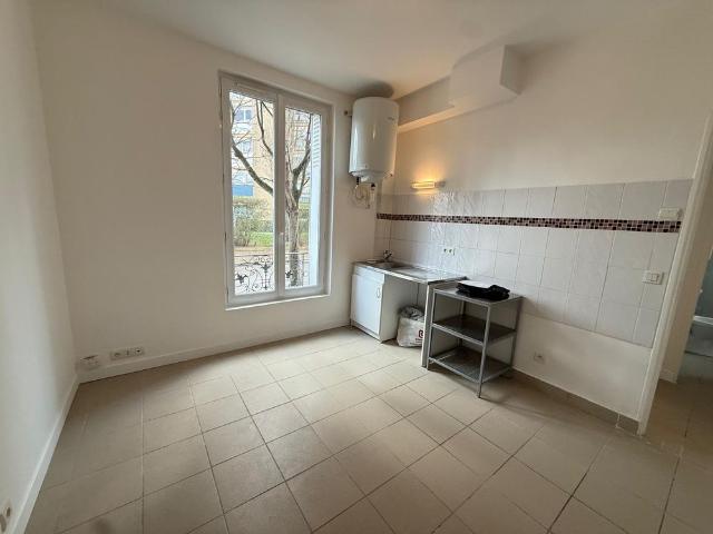 Location Appartement 2 pièces 24m² LIVRY GARGAN 93190