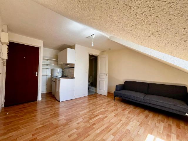 Location Appartement 2 pièces 24m² TOURS 37000