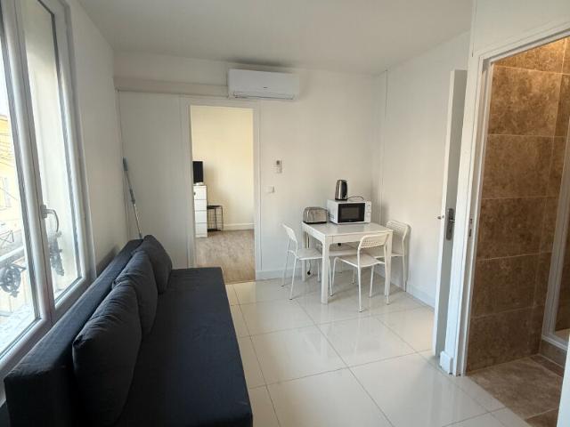Location appartement 2 pièces, 25.77m², Aubervilliers