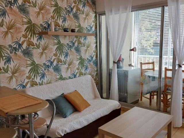 Location appartement 2 pièces, 25.00m², Sète