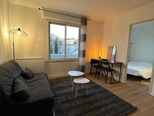 Location Appartement 2 pièces 25 m2 Aix en Provence