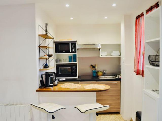 Location Appartement 2 pièces 25 m2 Marseille 10ème