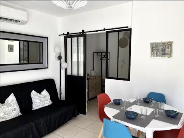 Location Appartement 2 pièces 25 m2 Marseille 9ème