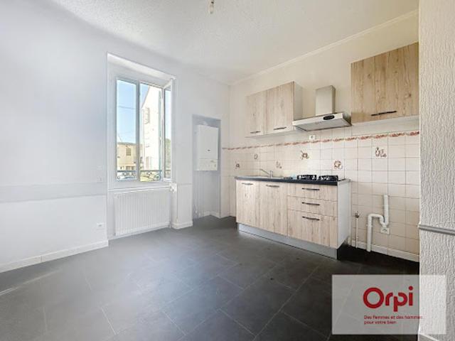 Location Appartement 2 pièces 25 m2 Montluçon