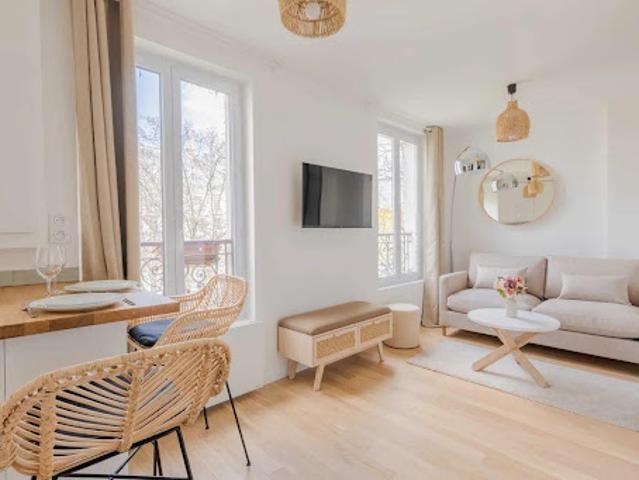 Location Appartement 2 pièces 25 m2 Paris 18ème