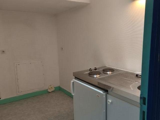 Location Appartement 2 pièces 25m² ST YRIEIX LA PERCHE 87500