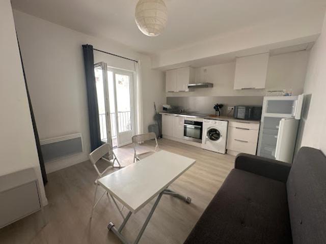 Location Appartement 2 pièces 26.99 m2 Montesquieu Volvestre