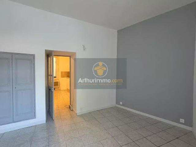Location Appartement 2 pièces 26.33 m2 Apt