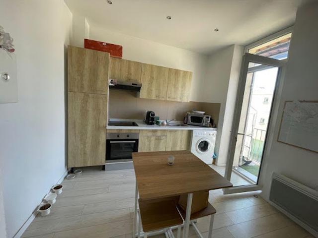 Location Appartement 2 pièces 26 m2 Marseille 11ème