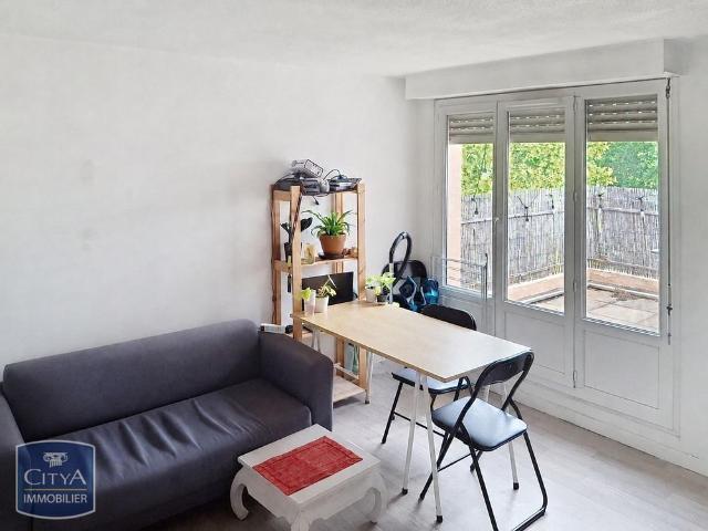 Location Appartement 2 pièces 26m² AIX EN PROVENCE 90ème