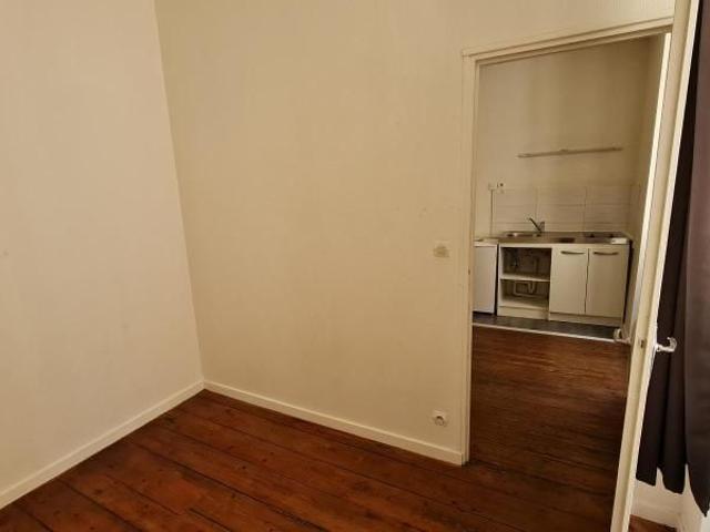 Location Appartement 2 pièces 26m² BORDEAUX 33000