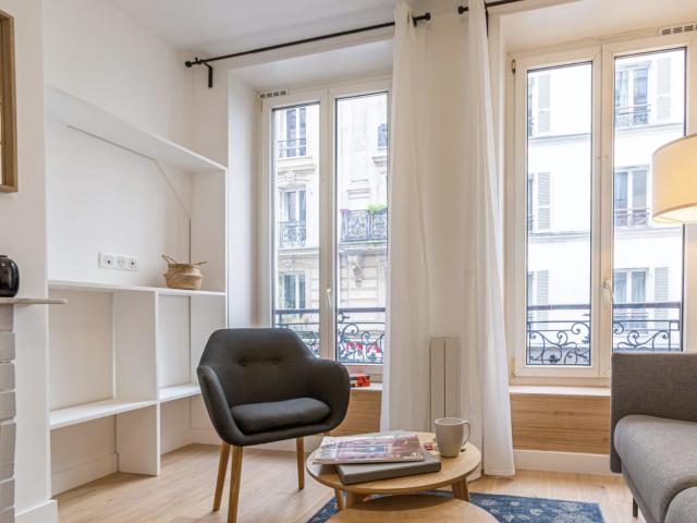 Location Appartement 2 pièces 26m² PARIS 18ème