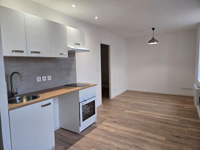 Location appartement 2 pièces, 28.28m², Carmaux