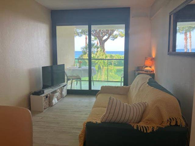 Location Appartement 2 pièces 28 m2 Cannes la bocca
