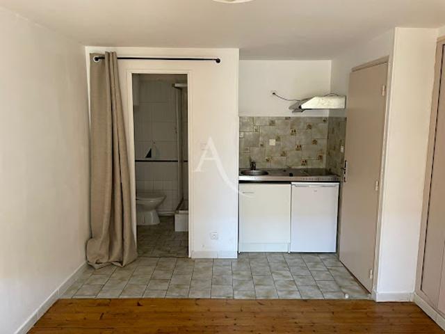 Location Appartement 2 pièces 28 m2 Cordes sur Ciel