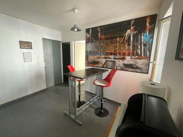 Location Appartement 2 pièces 28 m2 Marseille 1er