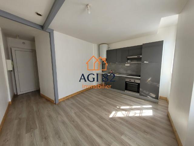 Location Appartement 2 pièces 28m² CASTELSARRASIN 82100