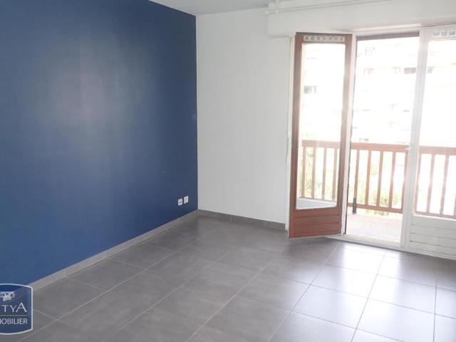 Location Appartement 2 pièces 28m² CHAMBERY 73000
