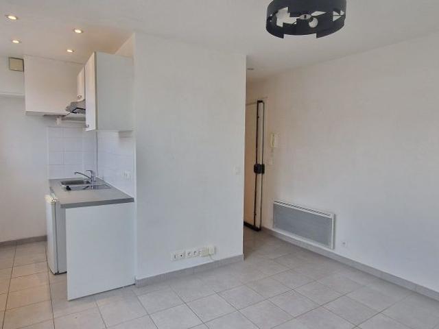 Location Appartement 2 pièces 28m² ASNIERES SUR SEINE 92600