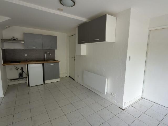 Location Appartement 2 pièces 28m² LA ROCHELLE 17000
