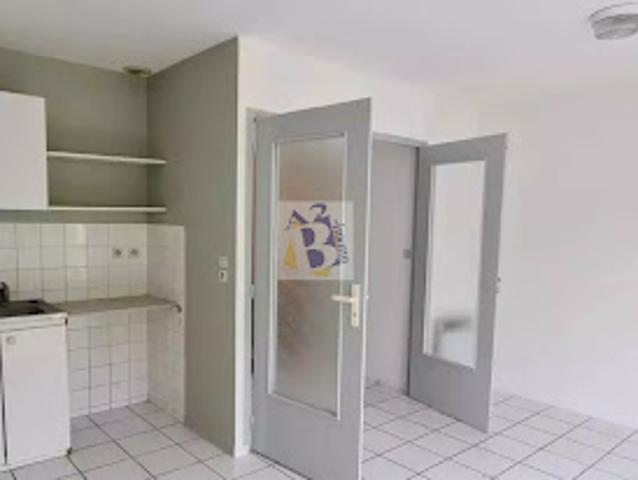 Location Appartement 2 pièces 29.56 m2 Angouleme
