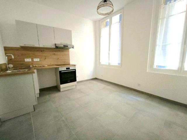 Location appartement 2 pièces, 29.08m², Narbonne