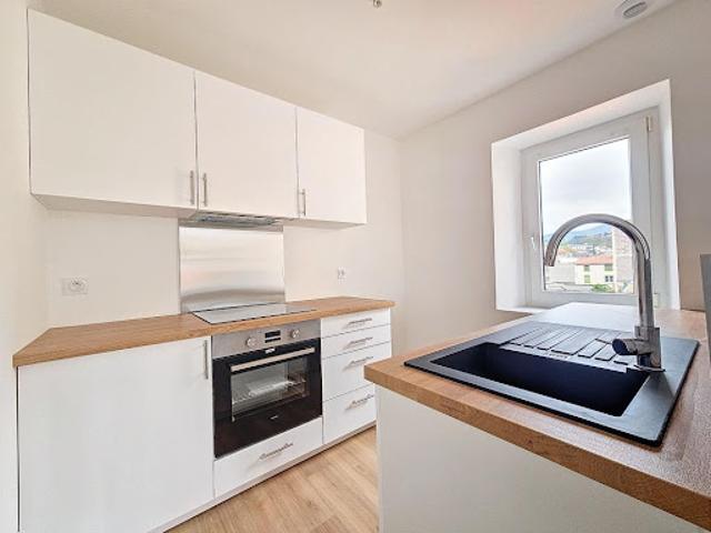 Location Appartement 2 pièces 29 m2 Châtelguyon