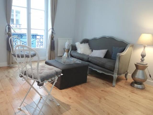 Location Appartement 2 pièces 29 m2 Paris 18ème