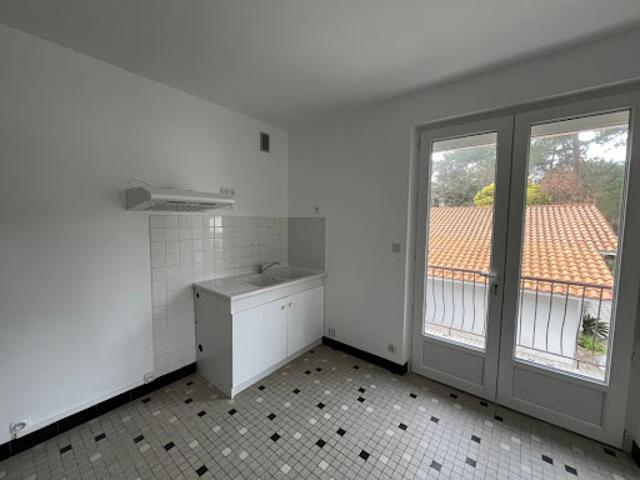 Location Appartement 2 pièces 29 m2 Ronce les bains