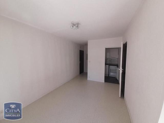 Location Appartement 2 pièces 29m² CLERMONT FERRAND 63000