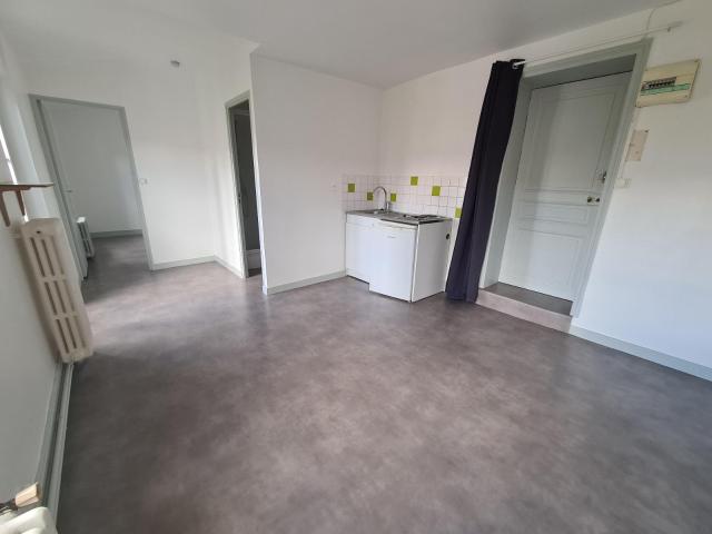 Location Appartement 2 pièces 29m² CLERMONT FERRAND 63000