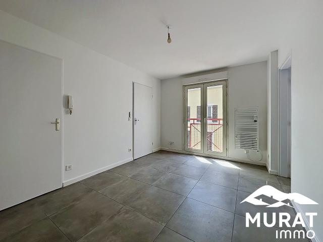 Location Appartement 2 pièces 29m² CLERMONT FERRAND 63000