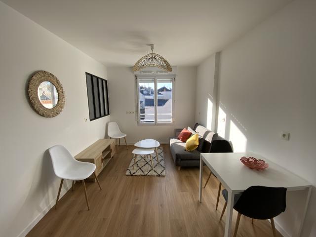 Location Appartement 2 pièces 29m² ANGERS 49000