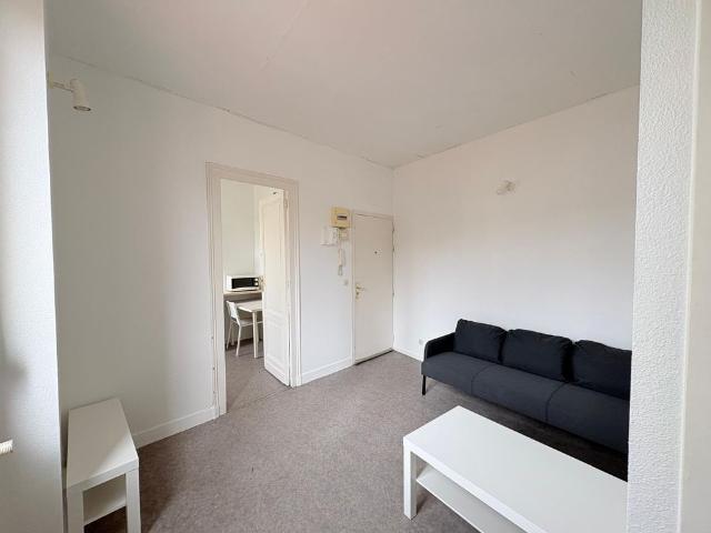 Location Appartement 2 pièces 29m² BORDEAUX 33000