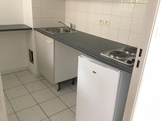 Location Appartement 2 pièces 29m² MONTPELLIER 34070