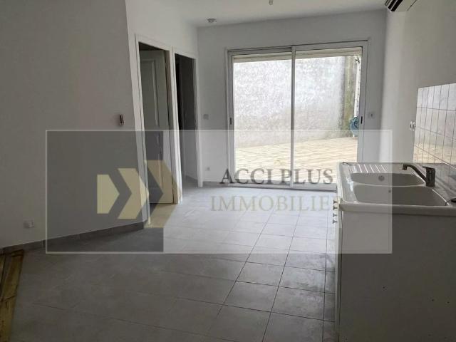 Location Appartement 2 pièces 29m² NIMES 30000