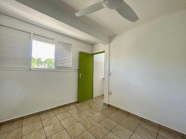 Location Appartement 2 pièces 29m² POINTE A PITRE 97110