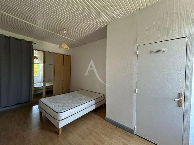 Location appartement 2 pièces, 33.20m², Jonzac