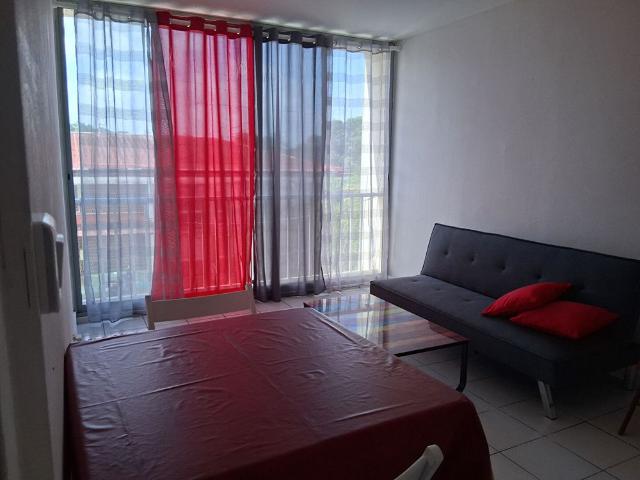 Location appartement 2 pièces, 33.35m², Cayenne