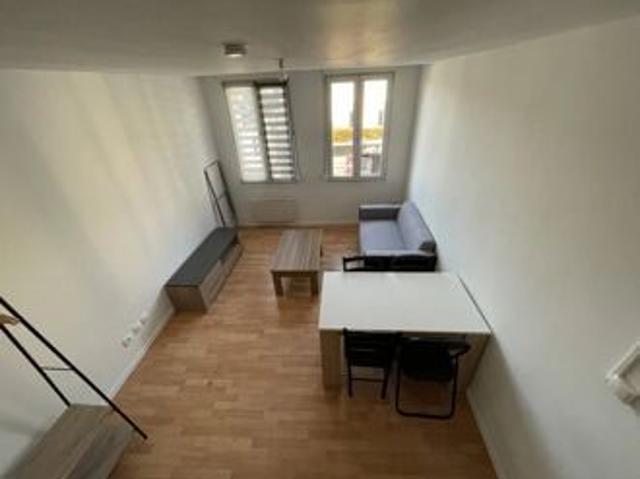Location Appartement 2 pièces 33 m2 à Saint Quentin
