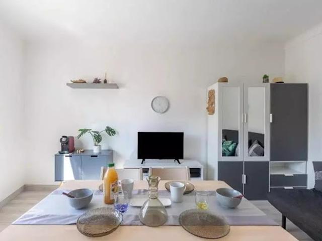 Location Appartement 2 pièces 33 m2 Cannes la bocca