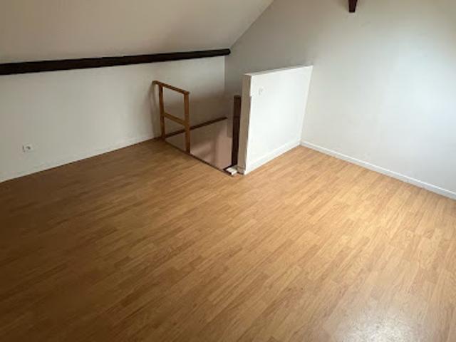 Location Appartement 2 pièces 33 m2 Guise