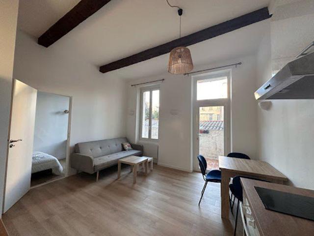 Location Appartement 2 pièces 33 m2 Marseille 6ème